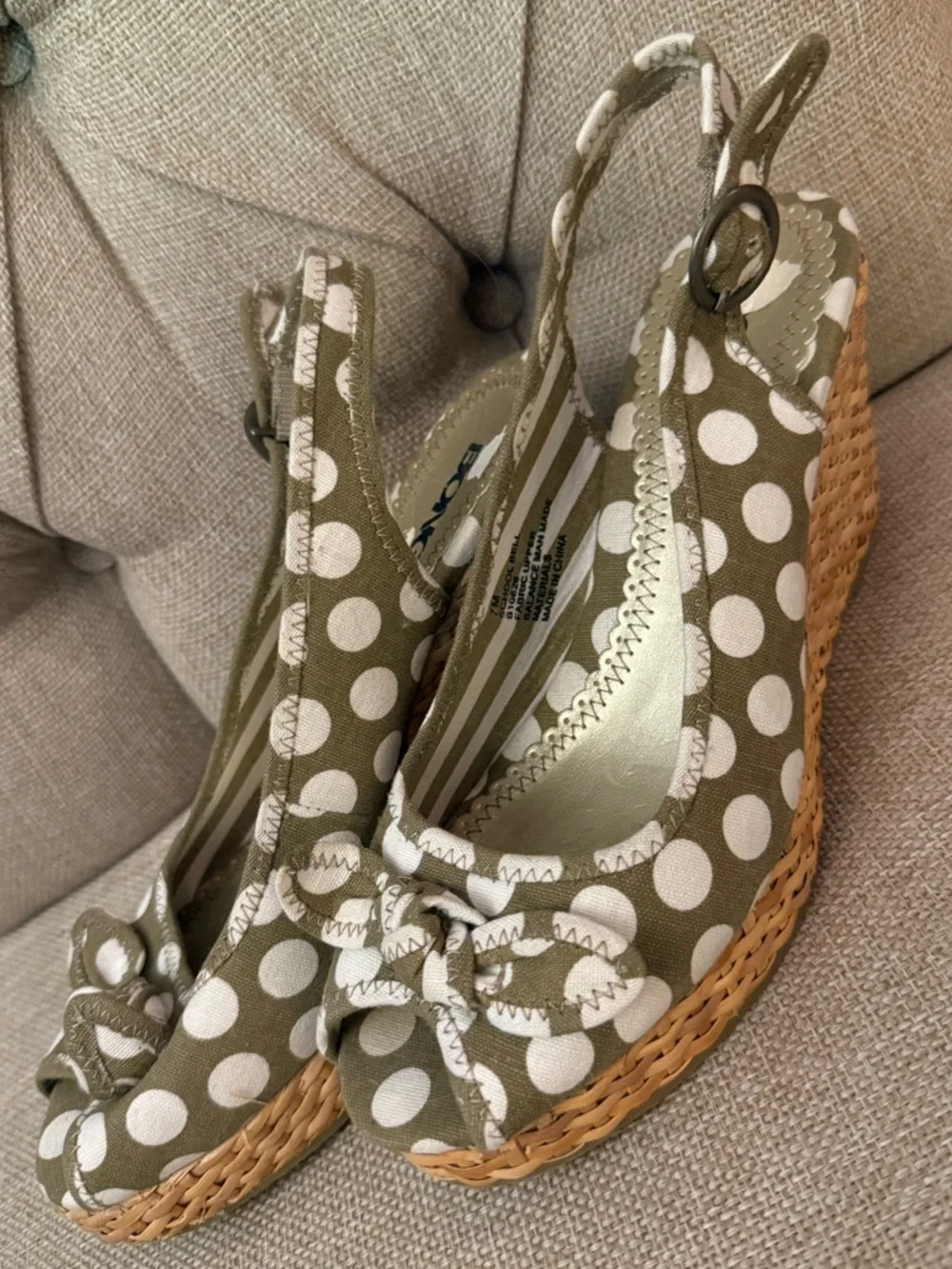 Retro Polka Dot Wedge Espadrilles in Olive and Cream pin up sexy
